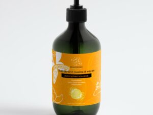 Gel lavant mains et corps hydratant à la bétaïne et à l'extrait de myrtille pour un nettoyage doux sans dessécher.